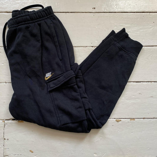 Nike Swoosh Cargo joggers (Large)