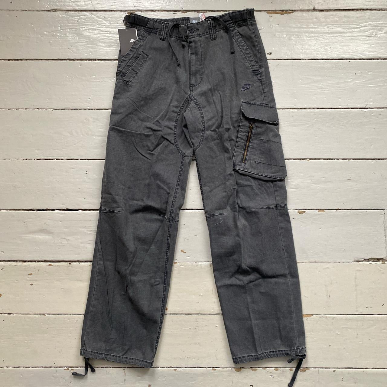 Nike Vintage Grey Cargo Trousers (Small)