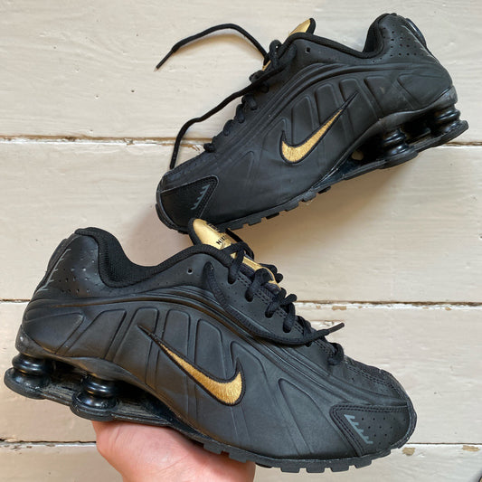 Nike Shox Black and Gold (UK 6)