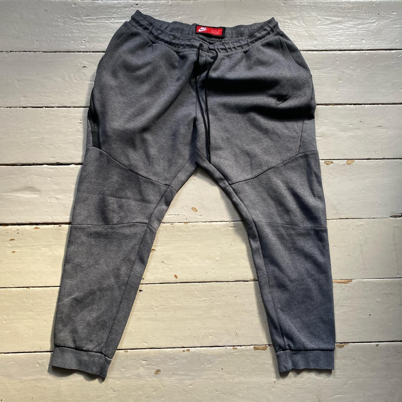 Nike Tech Fleece Grey Joggers (XXL)