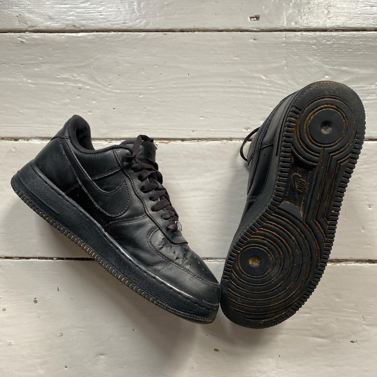 Nike Air Force 1 Black (UK 7.5)