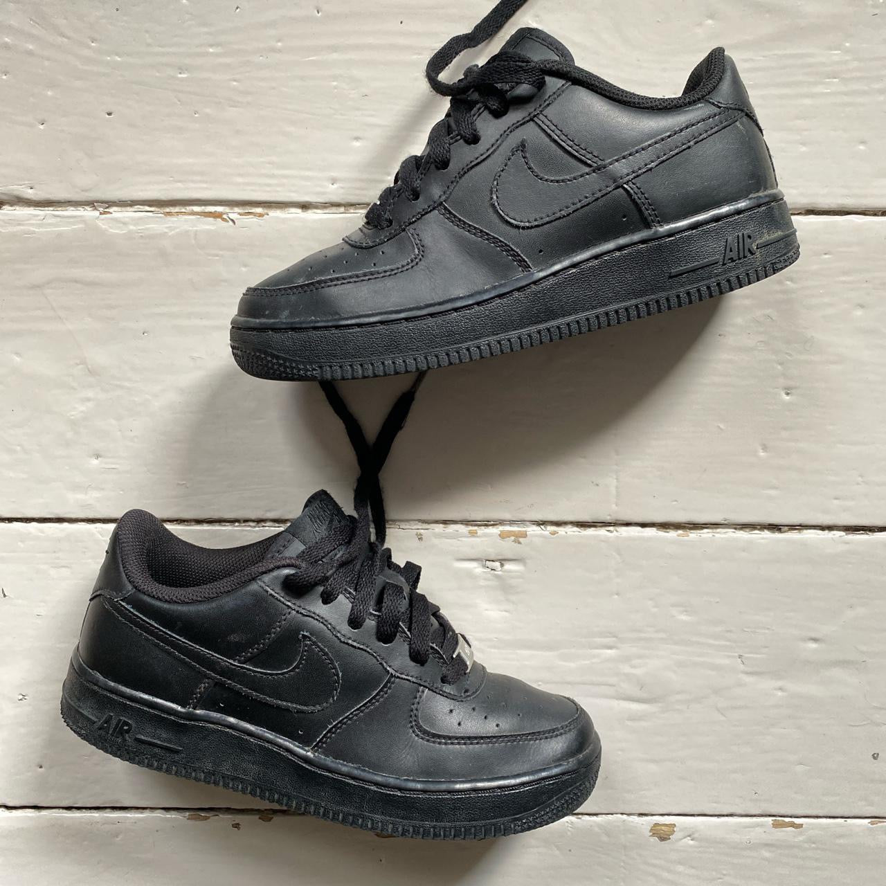 Nike Air Force 1 Black (UK 4.5)