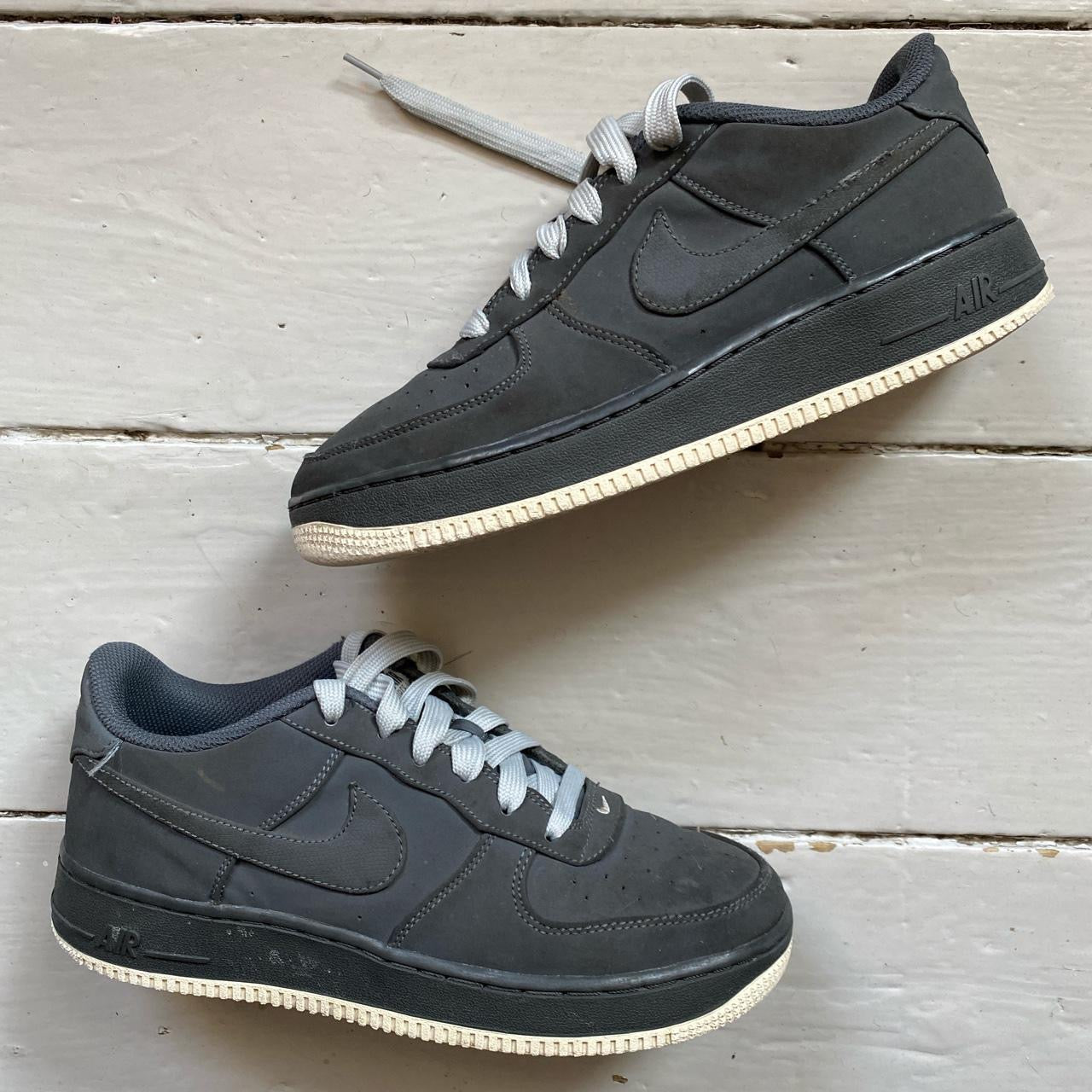 Nike Air Force 1 Grey (UK 6)