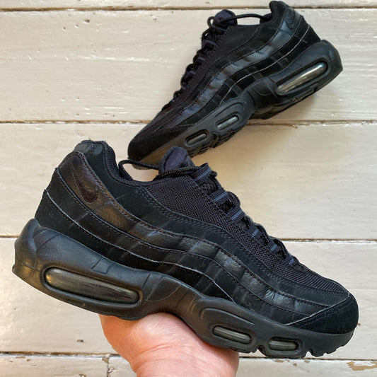 Nike Air Max 95 Black (UK 7)