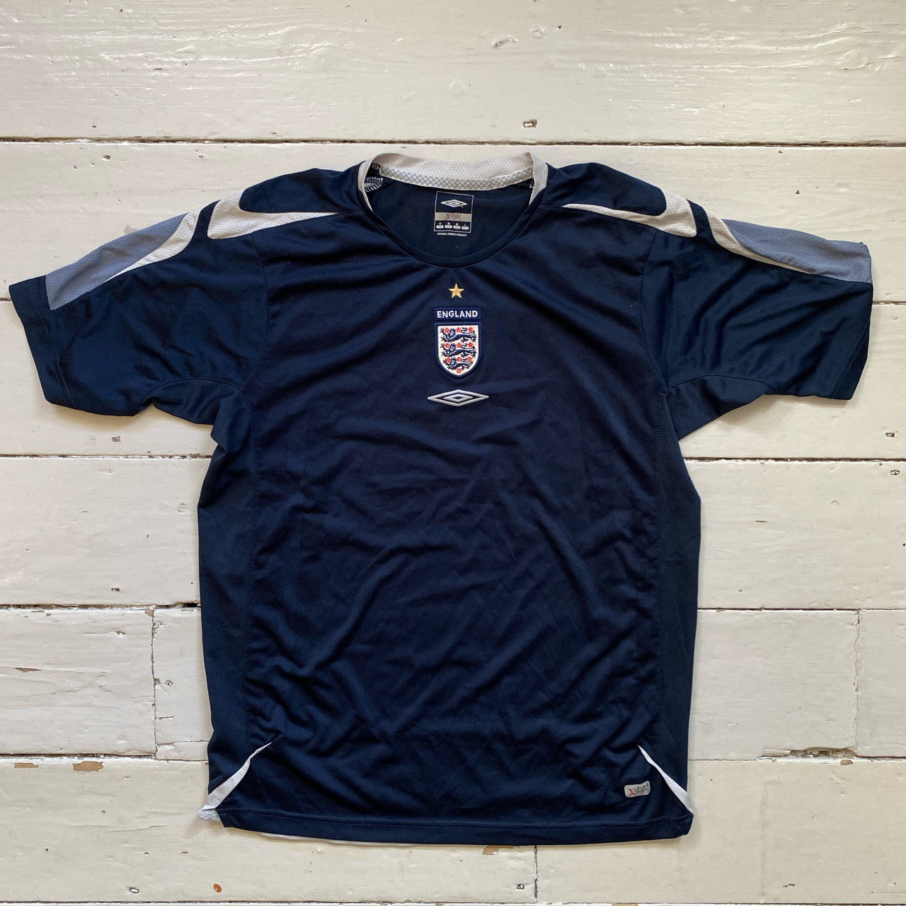 England Umbro Vintage Football Jersey (Medium)