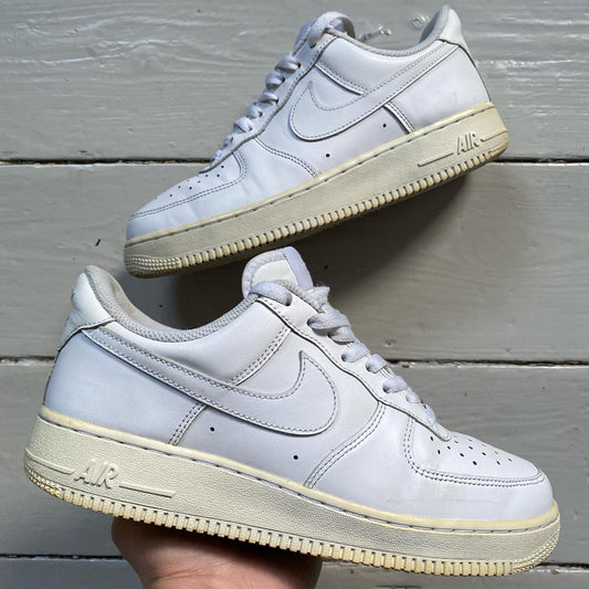 Nike Air Force 1 White (UK 7)