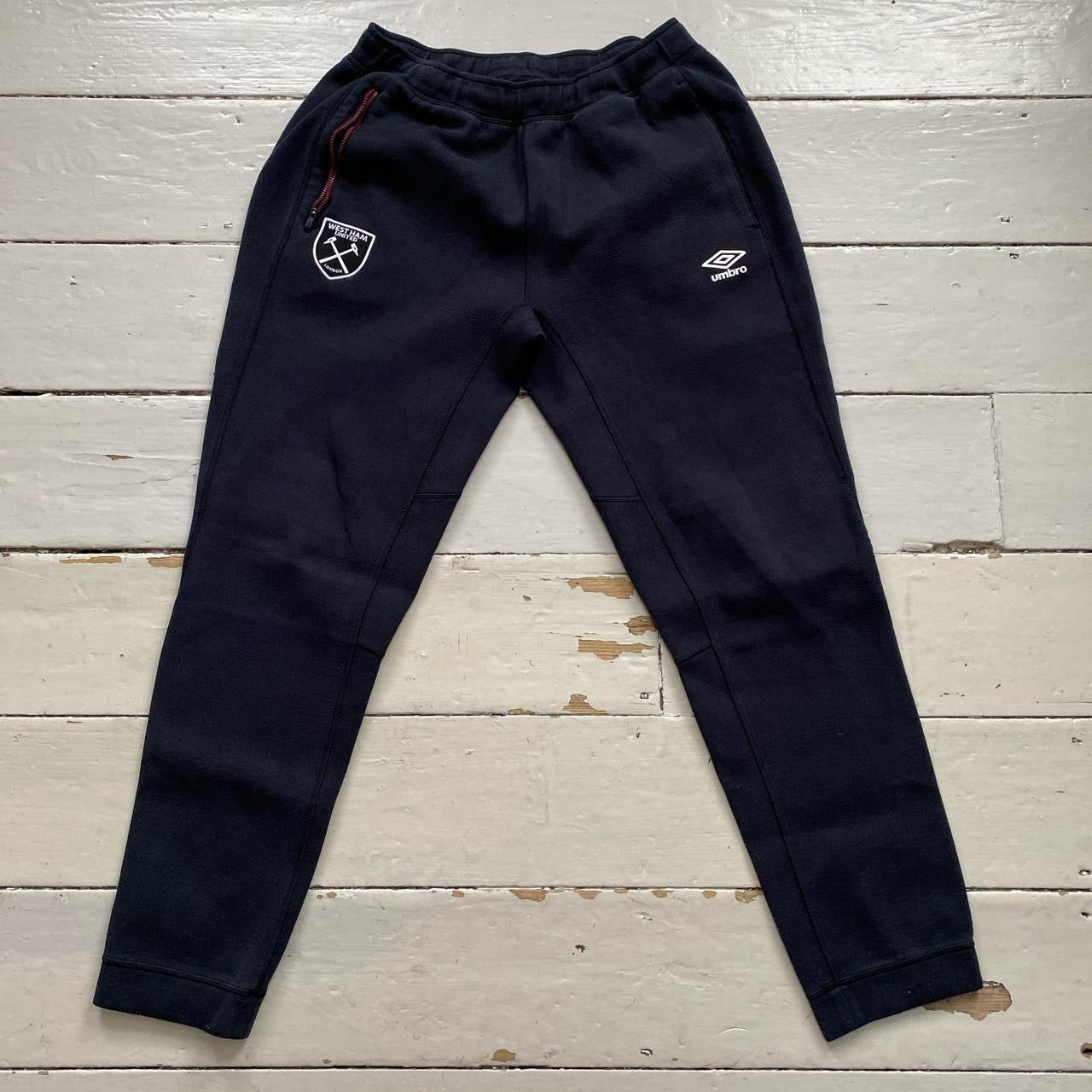 Umbro West Ham United Joggers (Large)