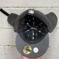 New York Yankees Black Dog Ear Fitted Cap (Size 7)