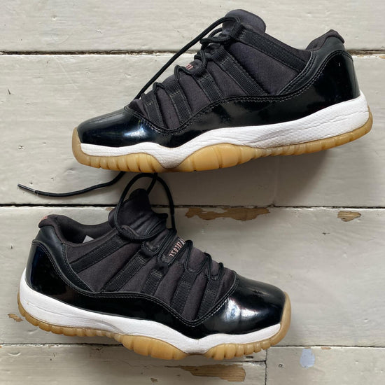 Jordan 11 Bleached Coral (UK 5.5)