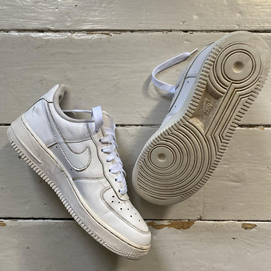Nike Air Force 1 White (UK 6)