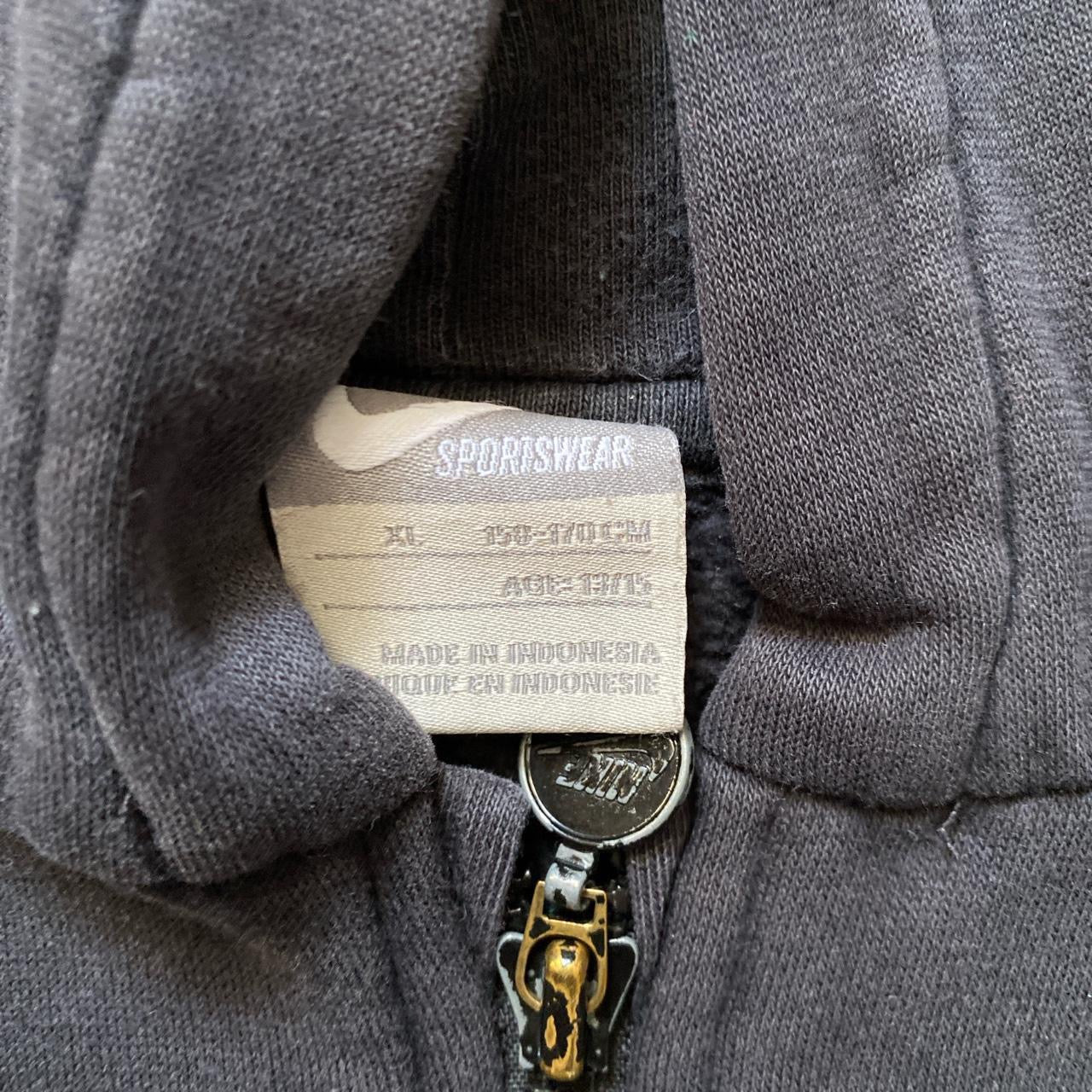 Nike Swoosh Hoodie (Small)