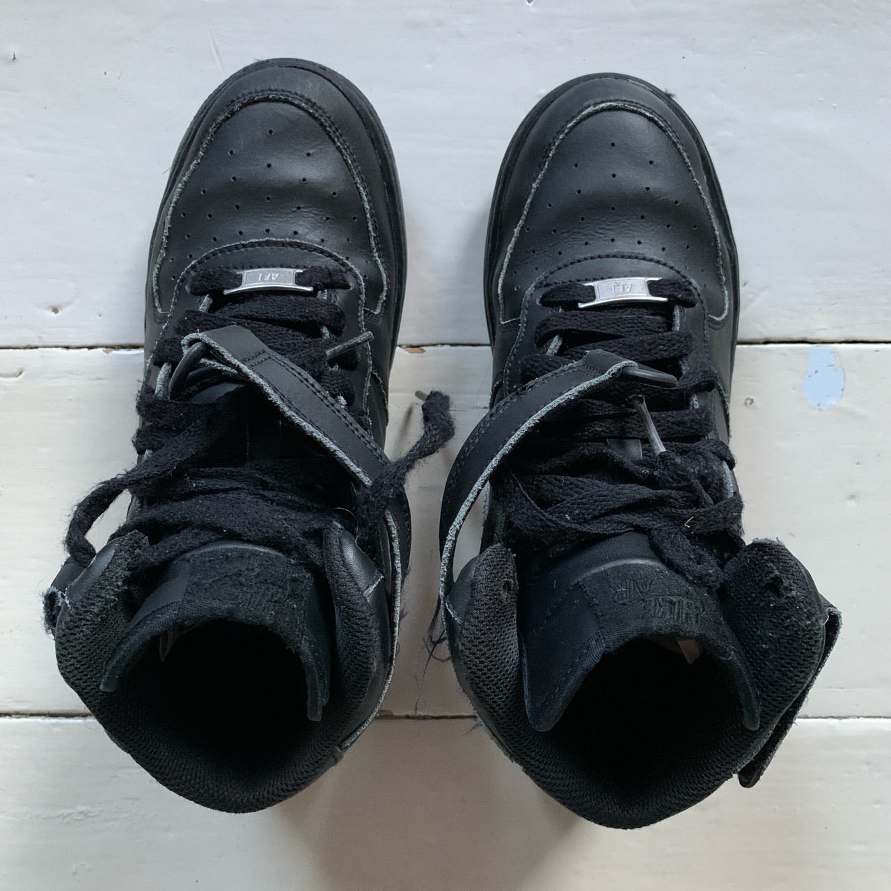 Nike Air Force 1 Mid Black (UK 5.5)