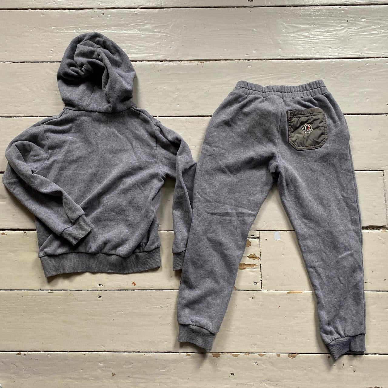 Moncler Grey Kids tracksuit (Age 8)