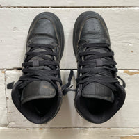 Jordan 1 Mid Black (UK 4.5)