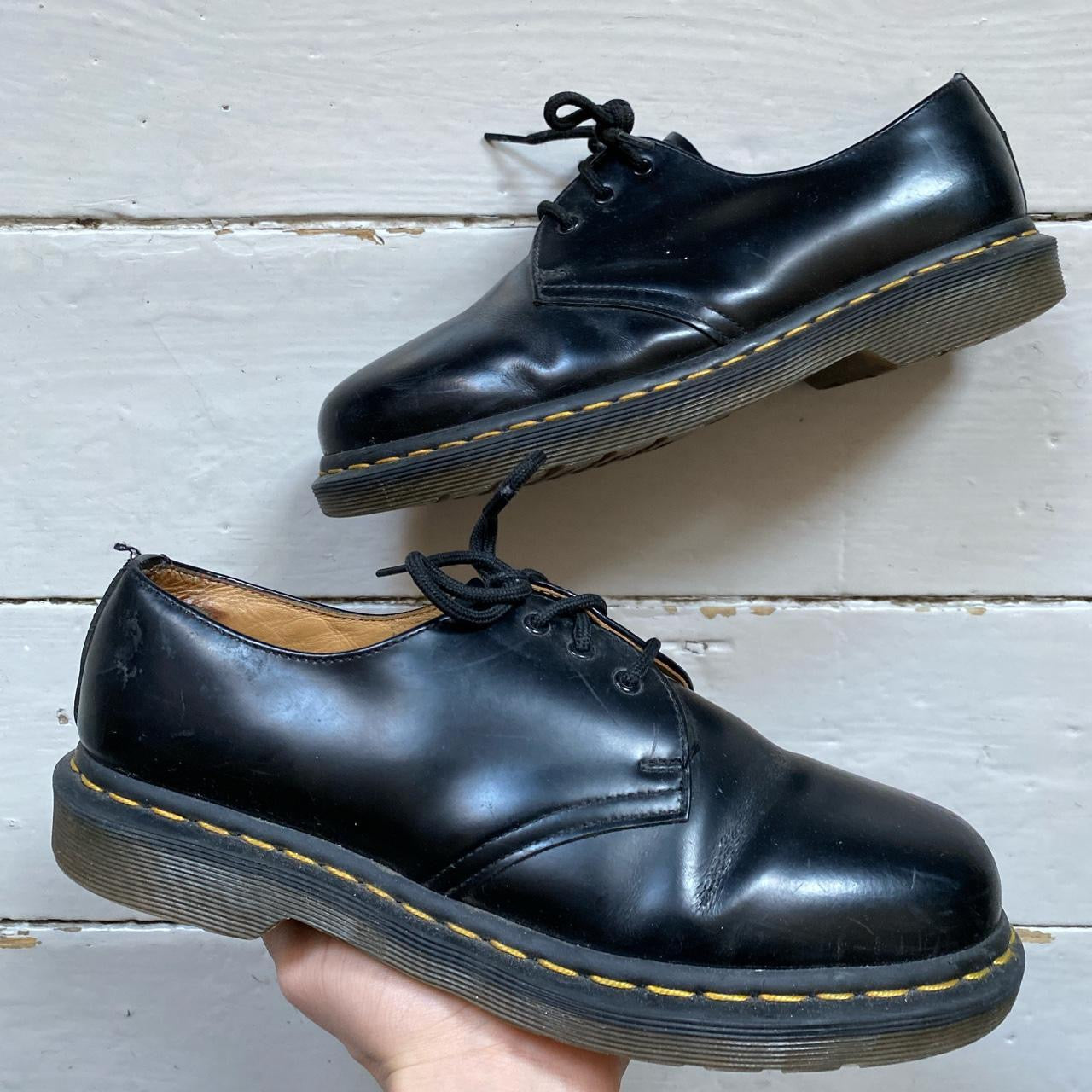Dr Martens Leather Low Shoes (UK 6.5)