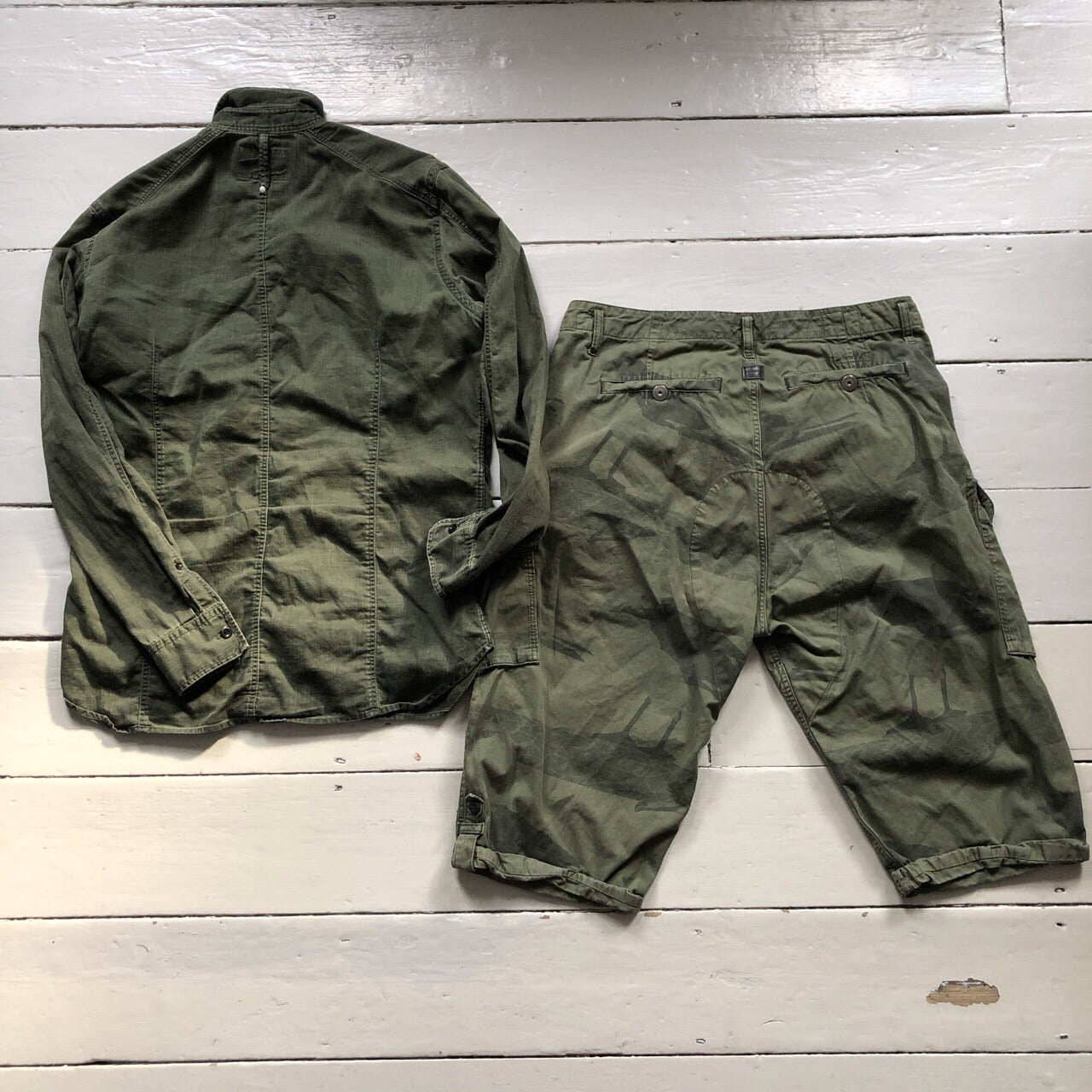 G-Star Shirt Jacket and Cargo Shorts (Medium & 30W)