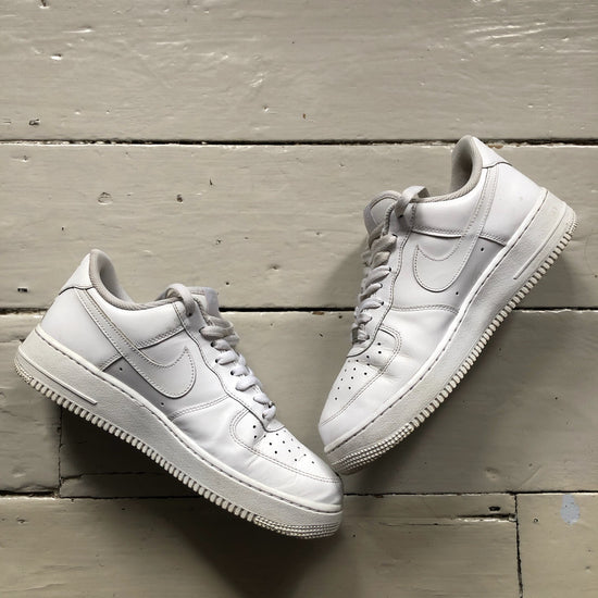 Nike Air Force 1 White (UK 8)