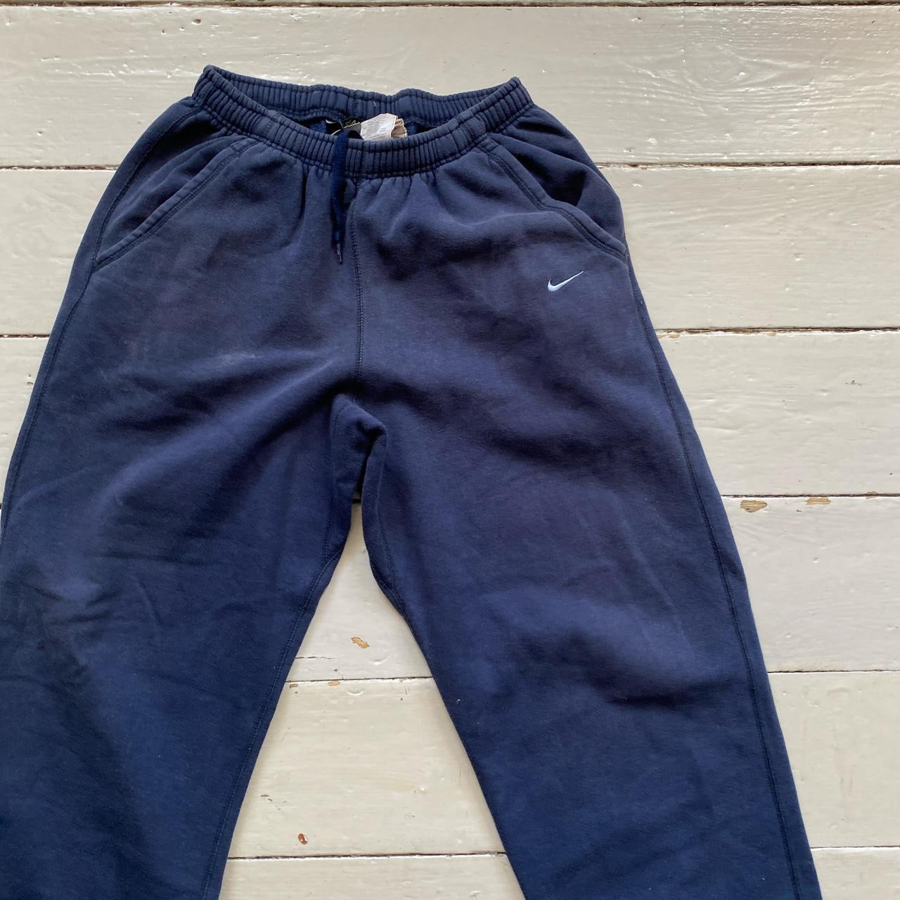 Nike Swoosh Air Max Joggers (Medium)