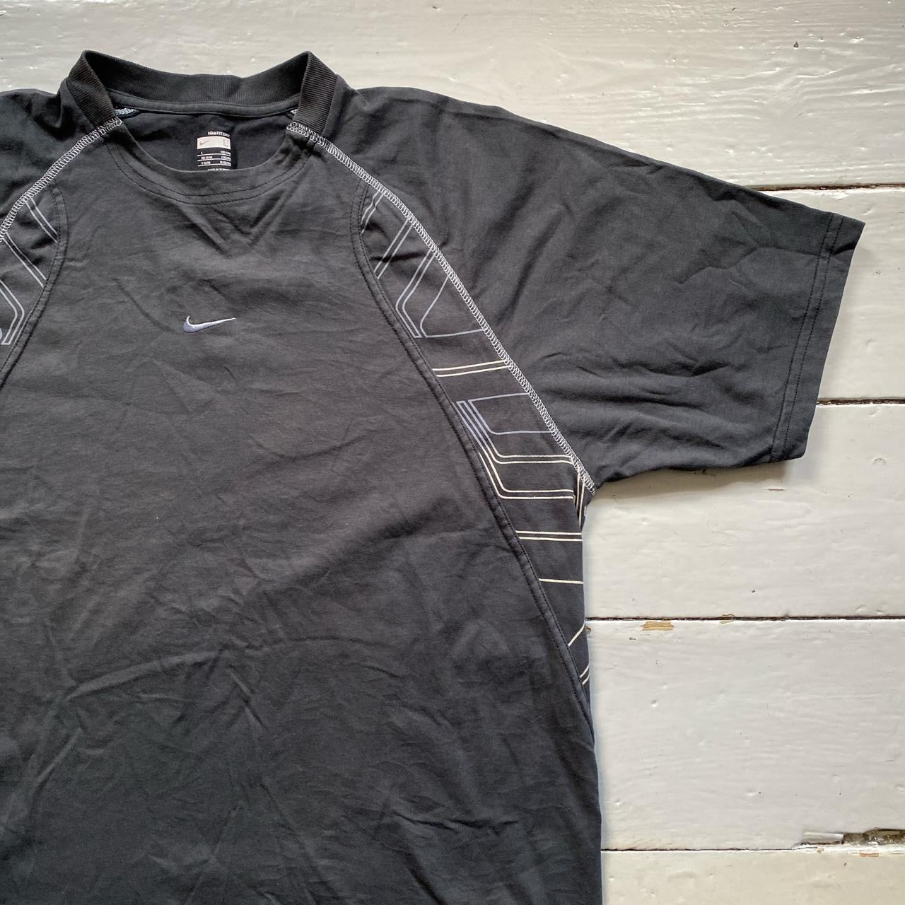 Nike Vintage Centre Swoosh T Shirt (Large)