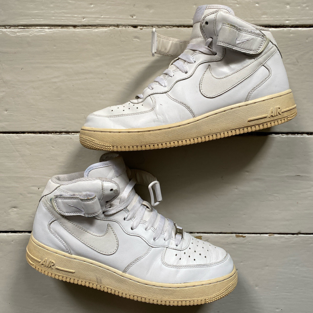 Nike Air Force 1 Mid White 2009 (UK 9)