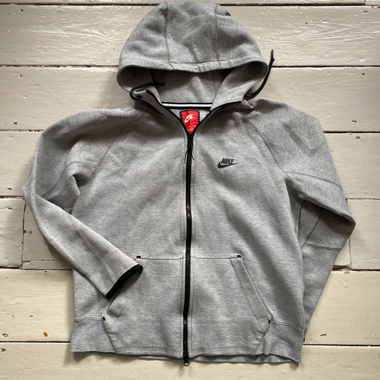 Nike Tech Fleece Grey (Medium)