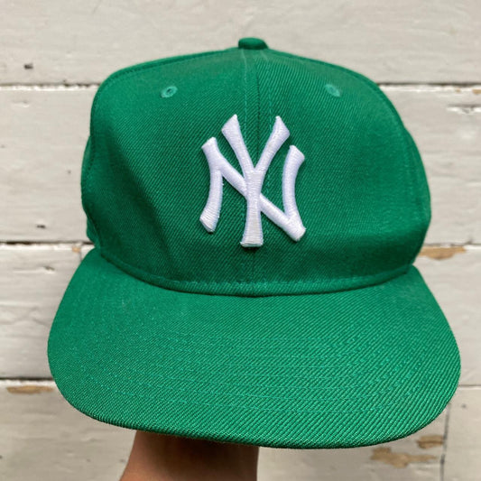 New York Yankees New Era Green Fitted Cap (7 1/2)