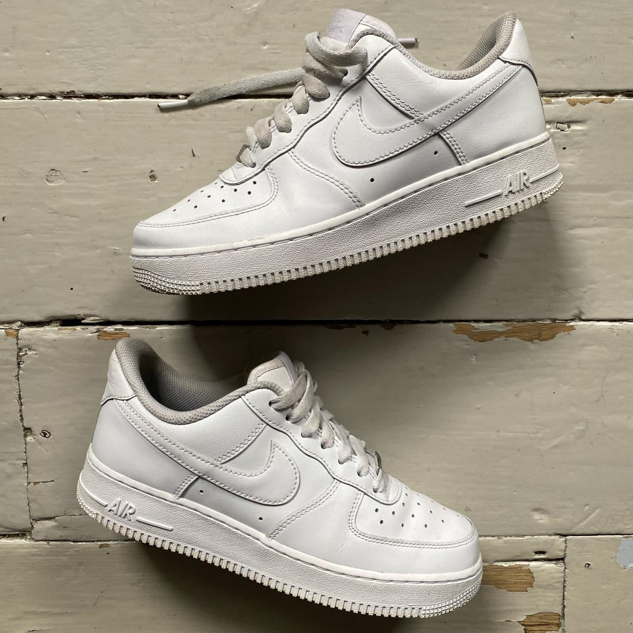 Nike Air Force 1 White (UK 6)