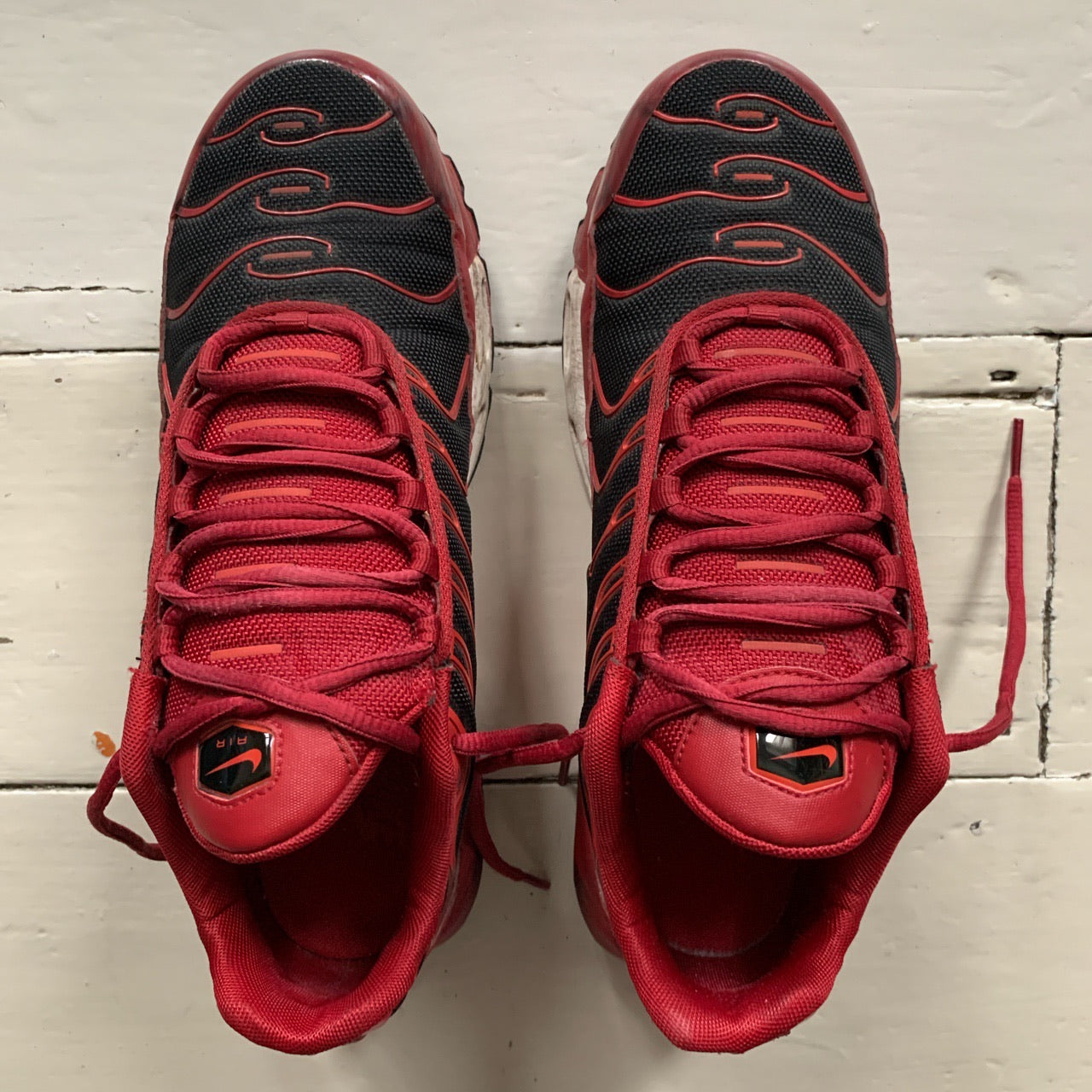 Nike TN Red and Black (UK 8.5)