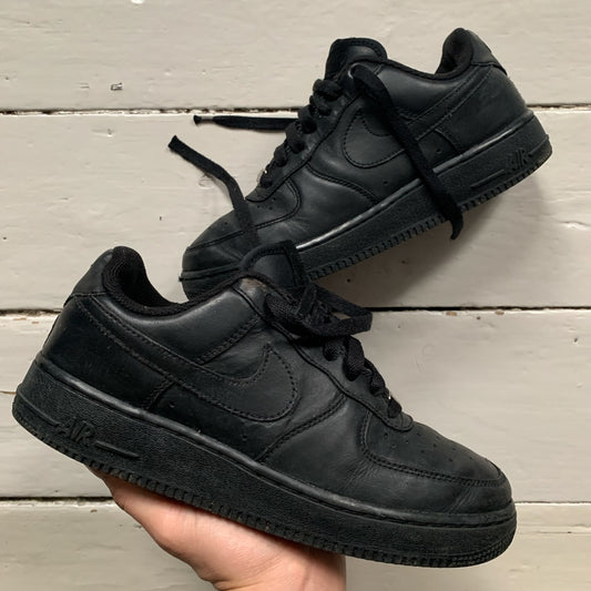 Nike Air Force 1 Black (UK 6)