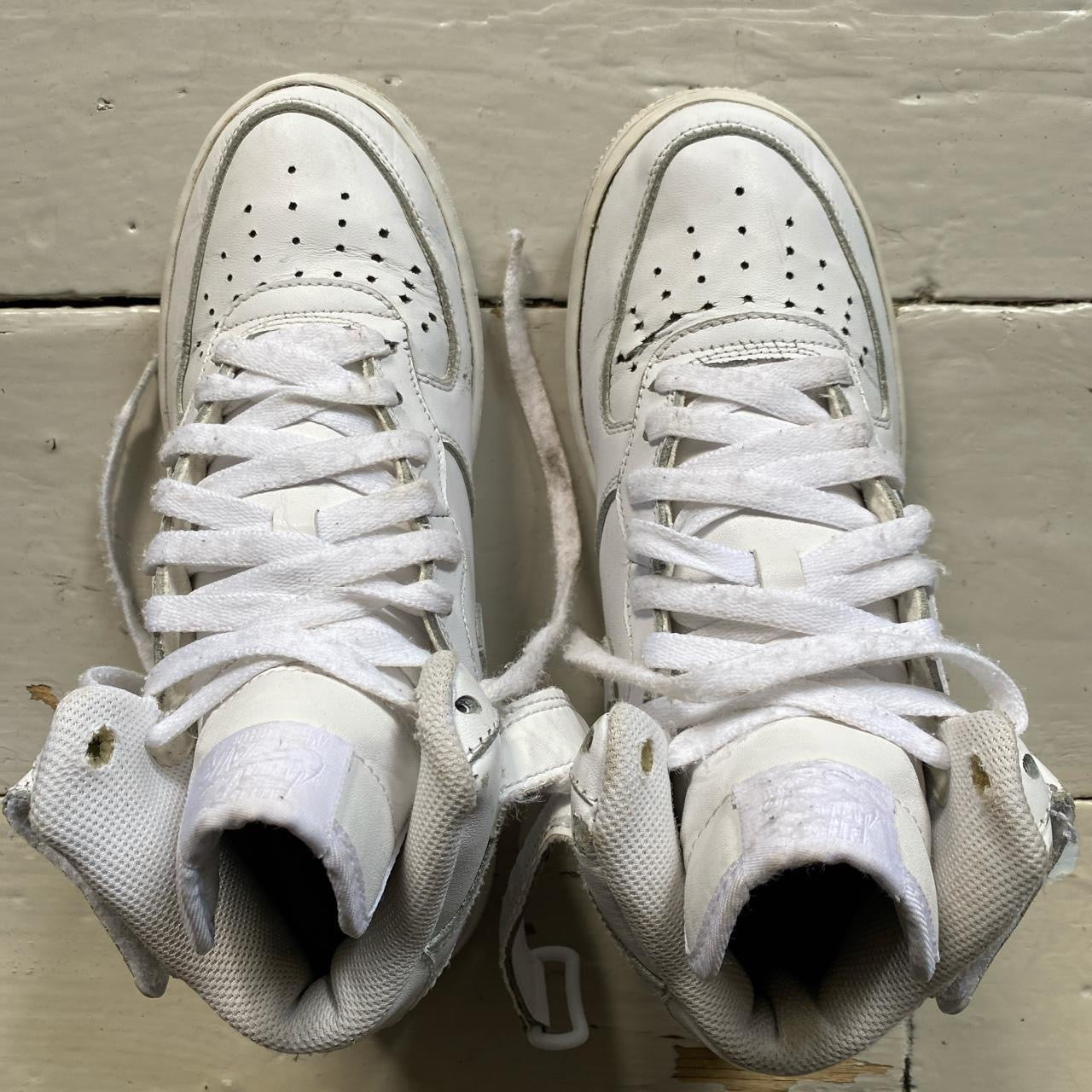 Nike Air Force 1 Mid White (UK 6)