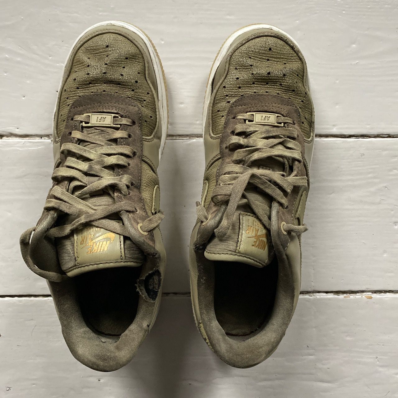 Nike Air Force 1 Khaki Green (UK 8)