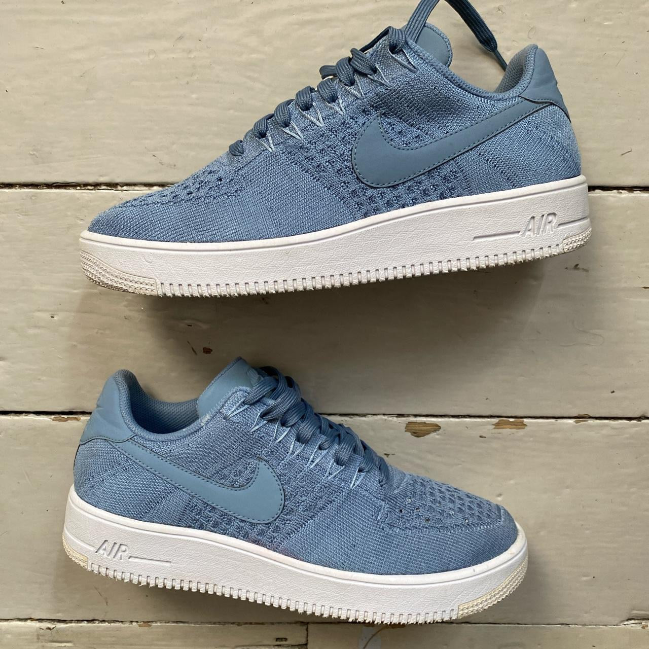 Nike Air Force 1 Flyknit (UK 9)