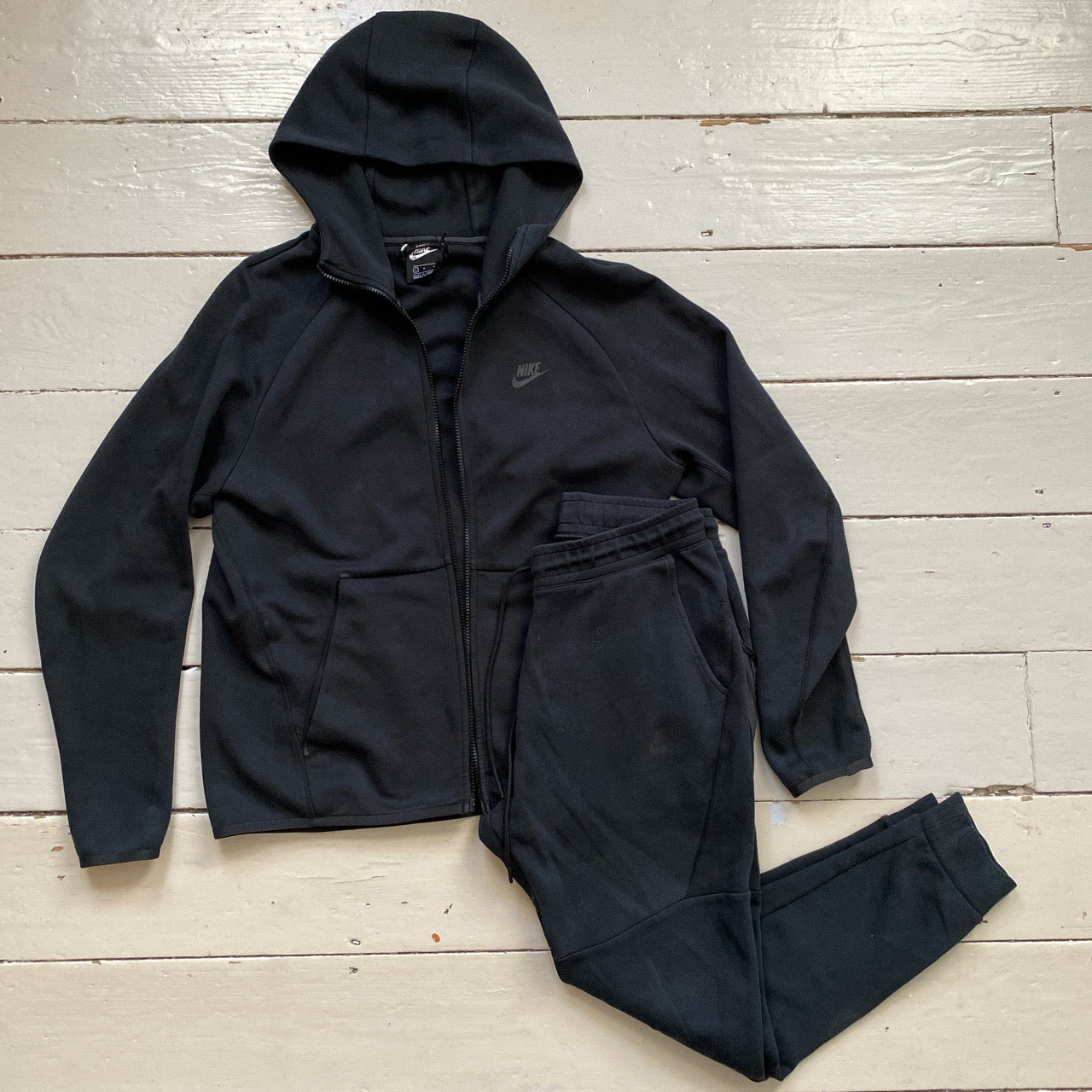 Nike Tech Fleece Old Season Black Tracksuit (L Top M Bottoms)