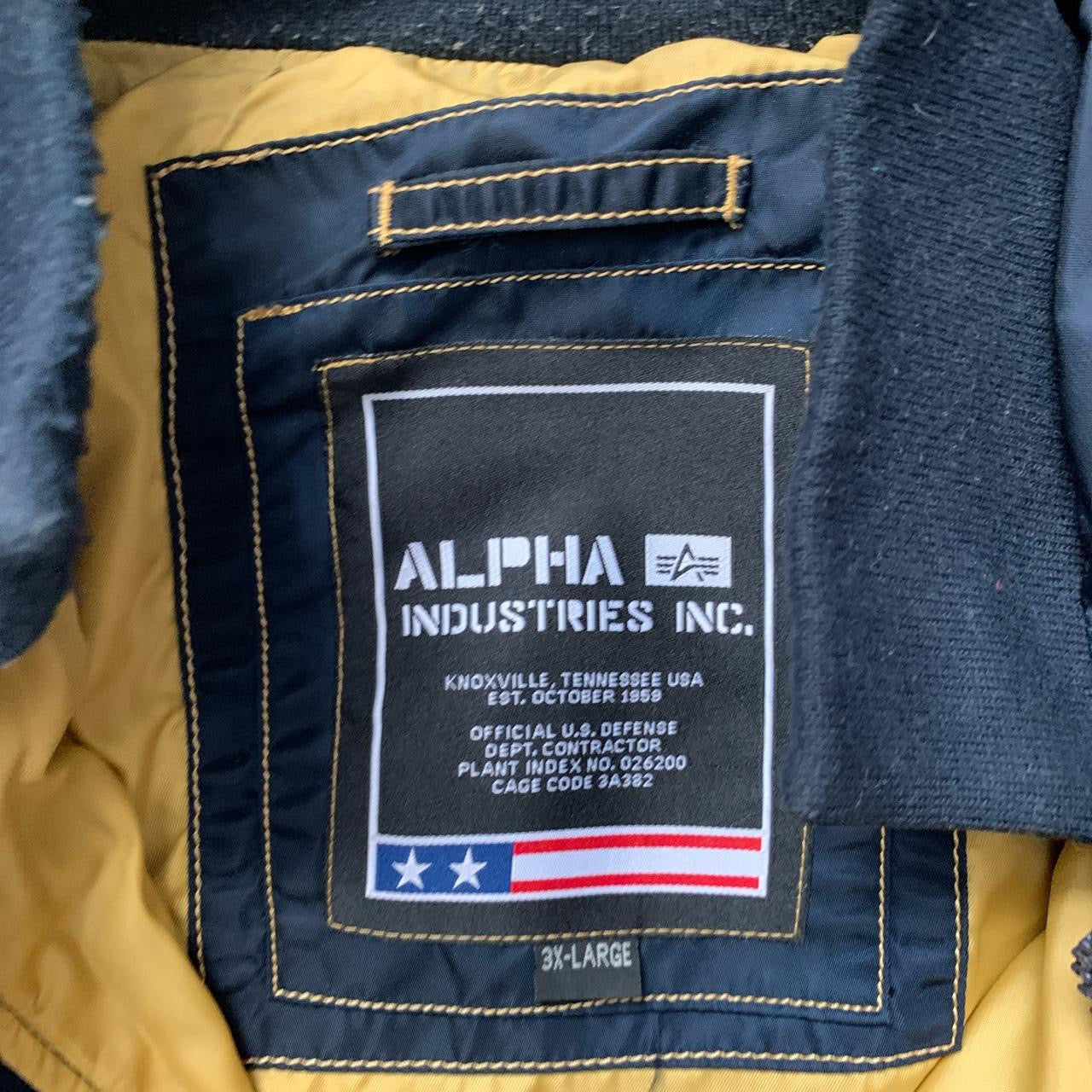 Alpha Industries Bomber Jacket (XXXL)