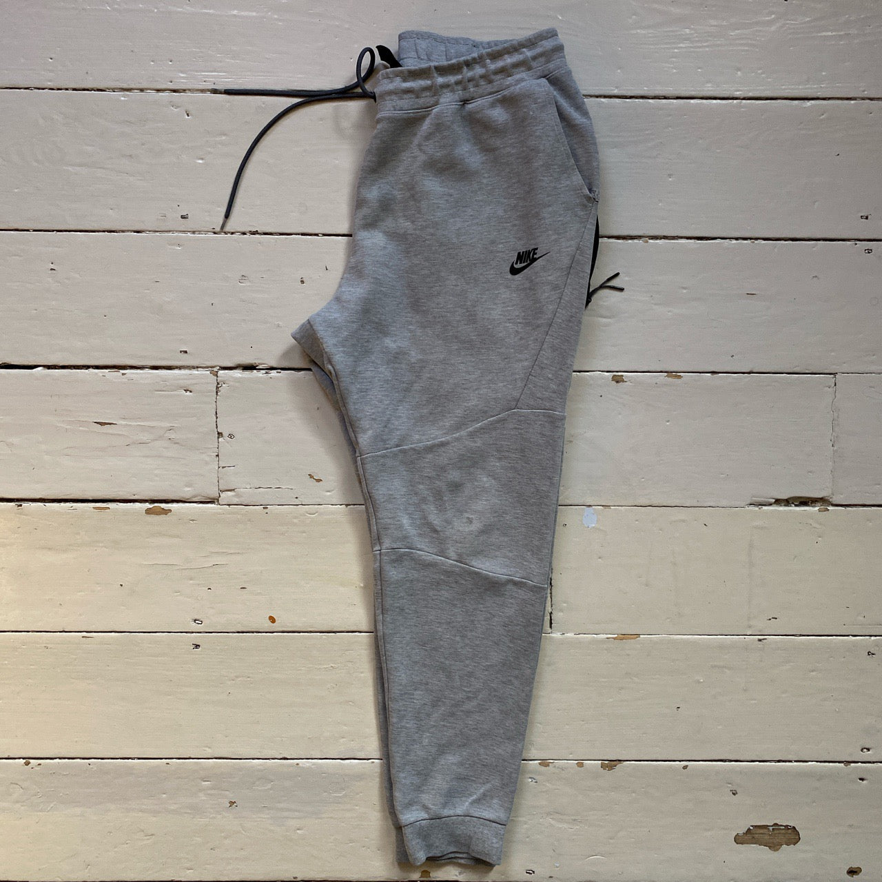 Nike Tech Fleece Grey Old Season (Large)