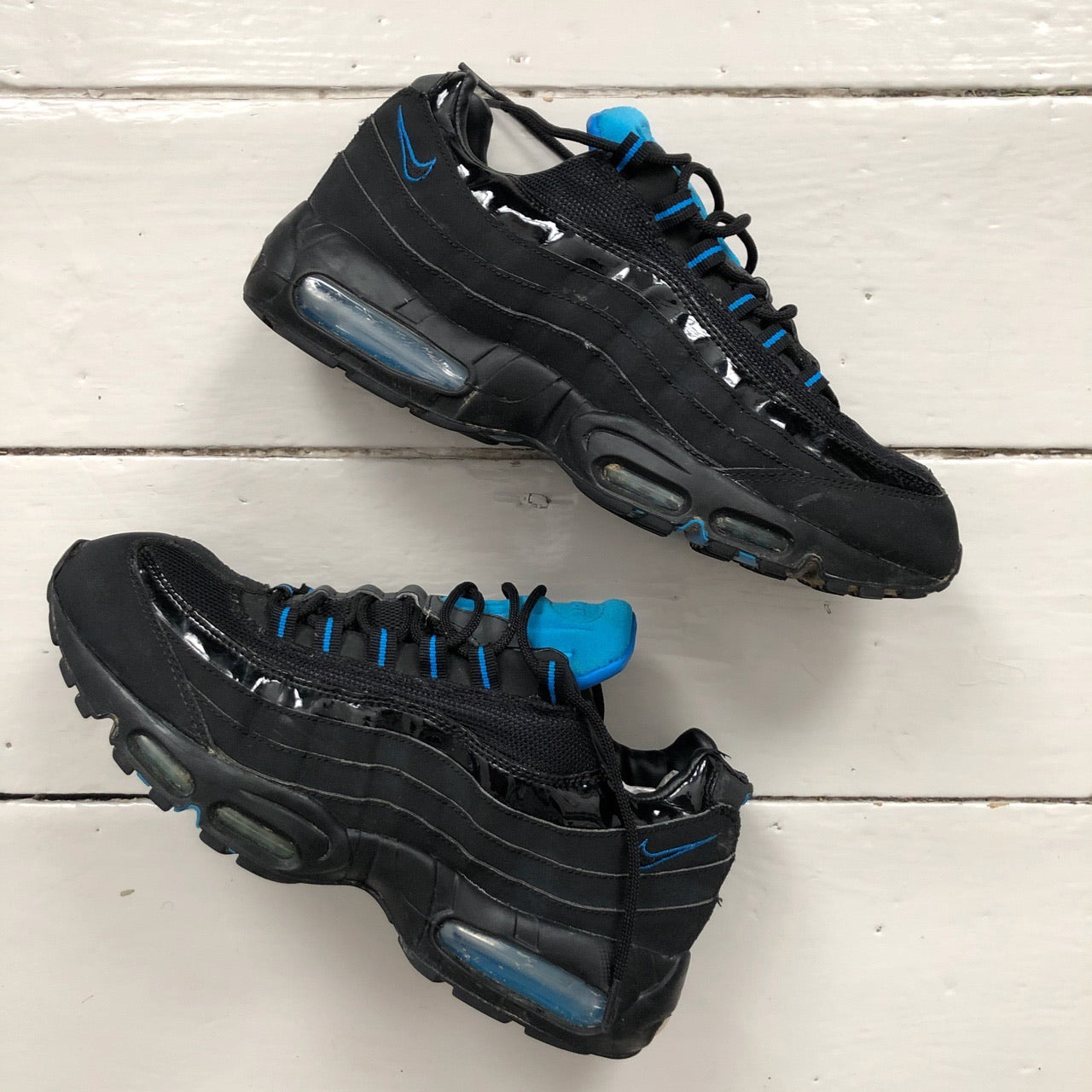 Nike Air Max 95 Black and Blue (UK 7.5)