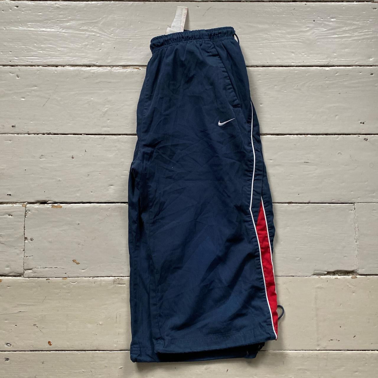 Nike Vintage Swoosh Shorts (Medium)