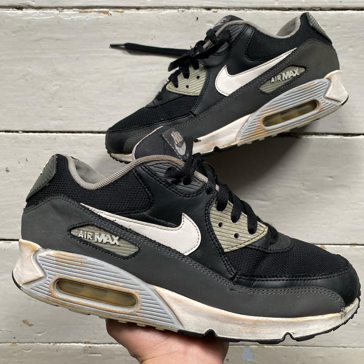 Nike Air Max 90 Black and White (UK 9.5)