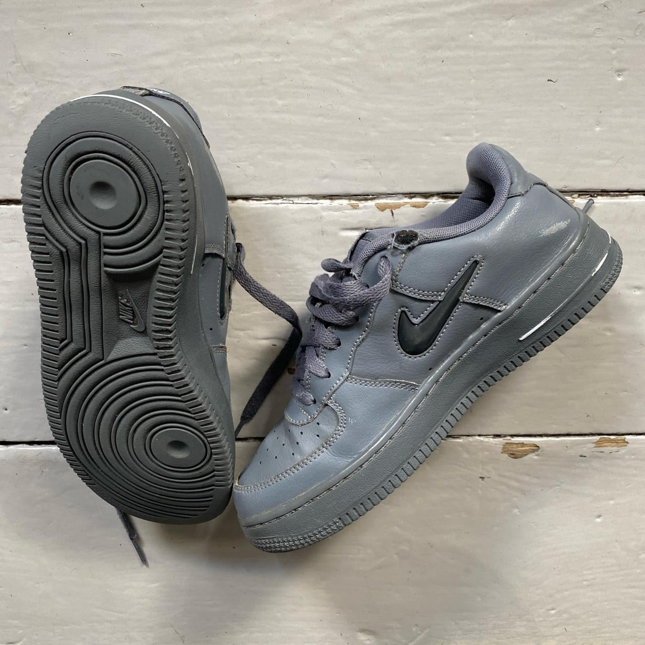 Nike Air Force 1 Grey Jewel (UK 5)