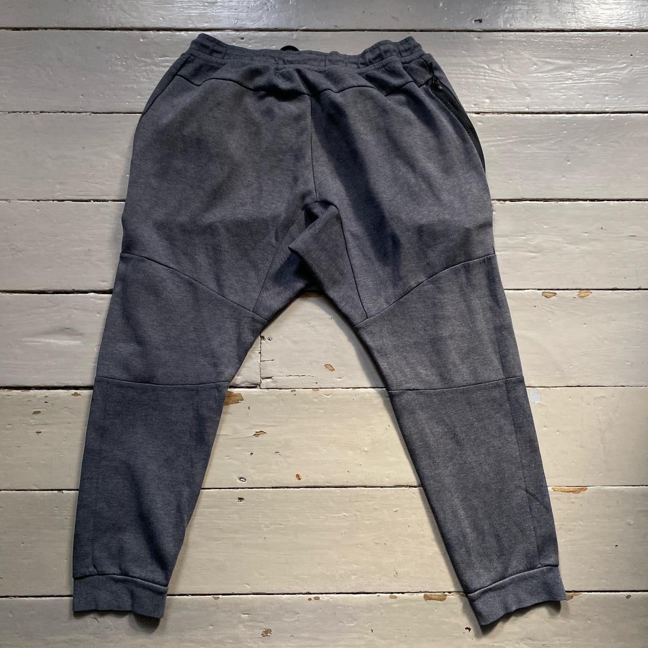 Nike Tech Fleece Grey Joggers (XXL)