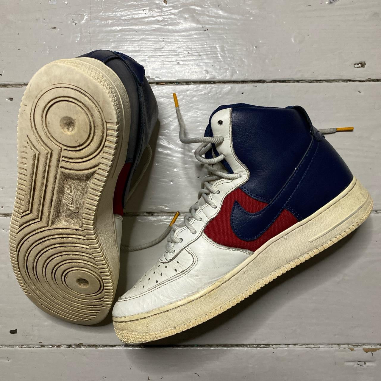 Nike Air Force 1 High (UK 9)