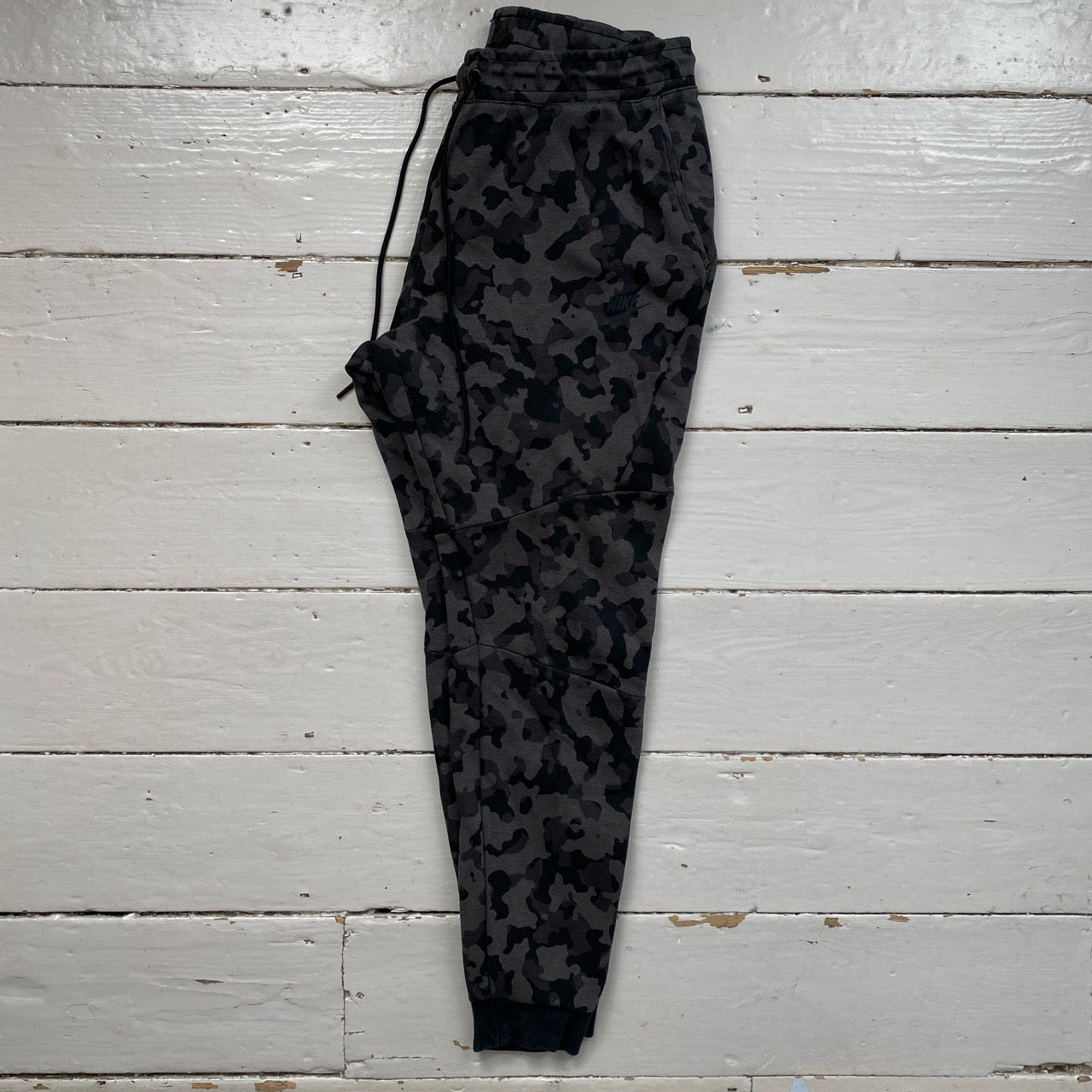 Nike Tech Fleece Camouflage Joggers (Medium)