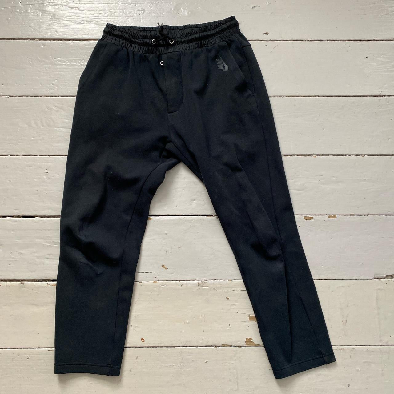 Nike Swoosh Black Joggers (Medium)