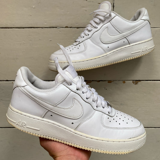 Nike Air Force 1 White (UK 8)