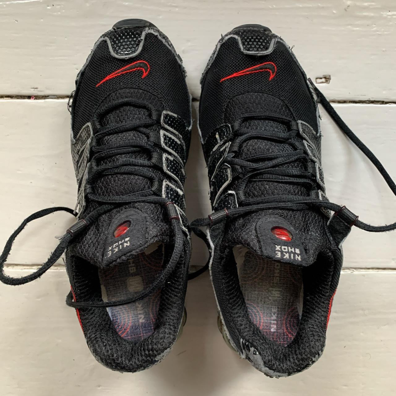 Nike Vintage Shox Black and Red (UK 7)