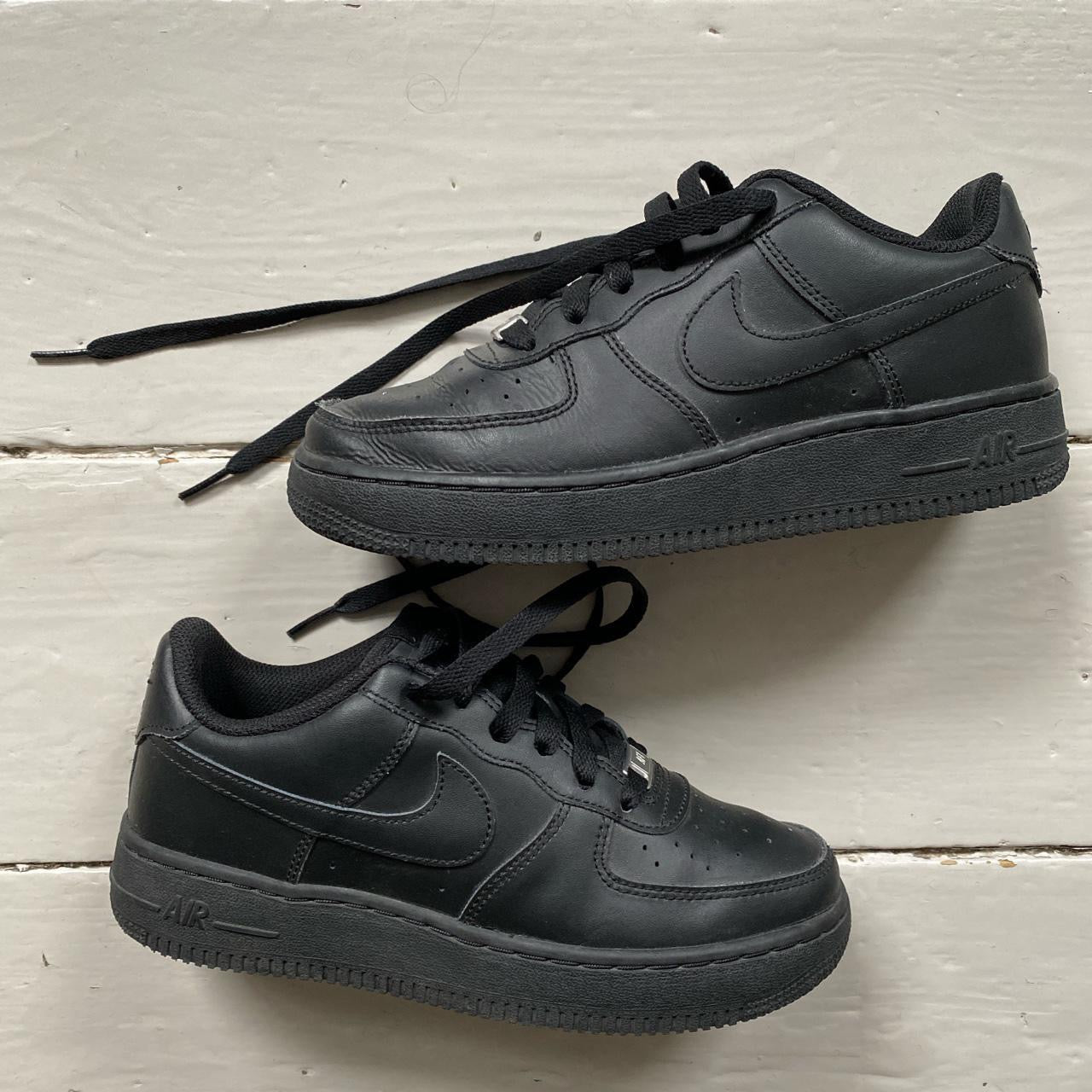 Nike Air Force 1 Black (UK 4)