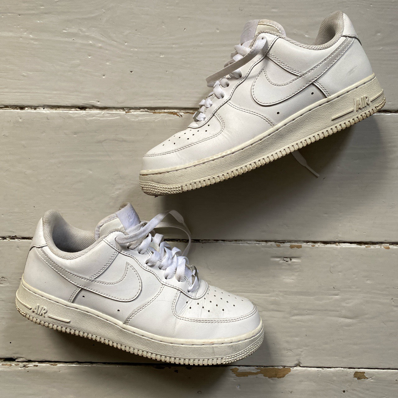 Nike Air Force 1 White (UK 6.5)