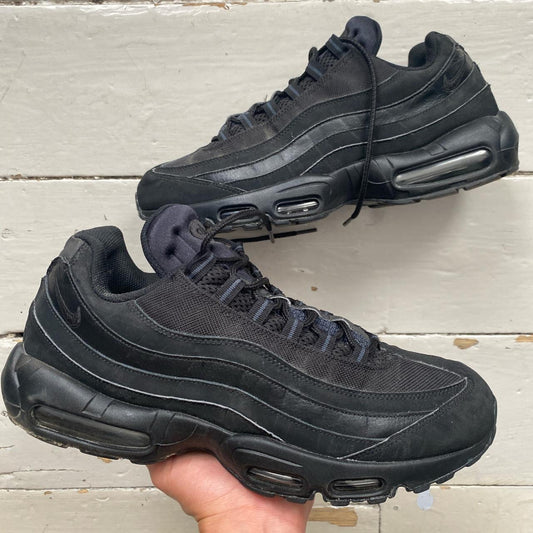 Nike Air Max 95 Black (UK 12)