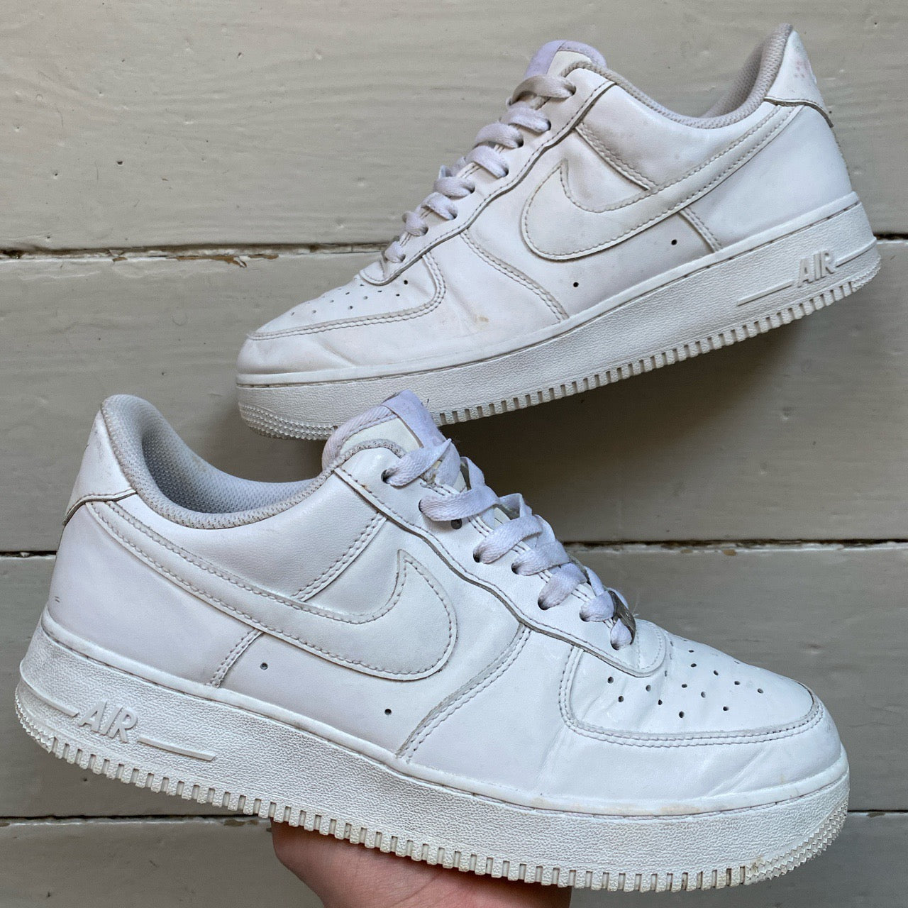 Nike Air Force 1 White (UK 9)