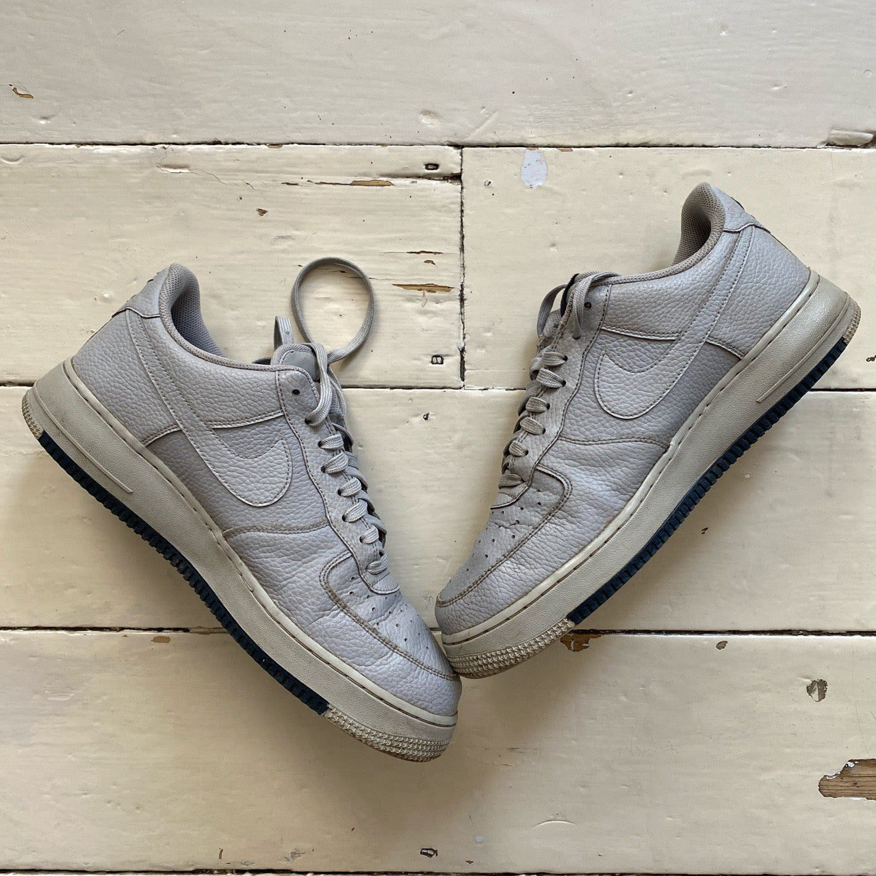 Nike Air Force 1 Grey (UK 11)